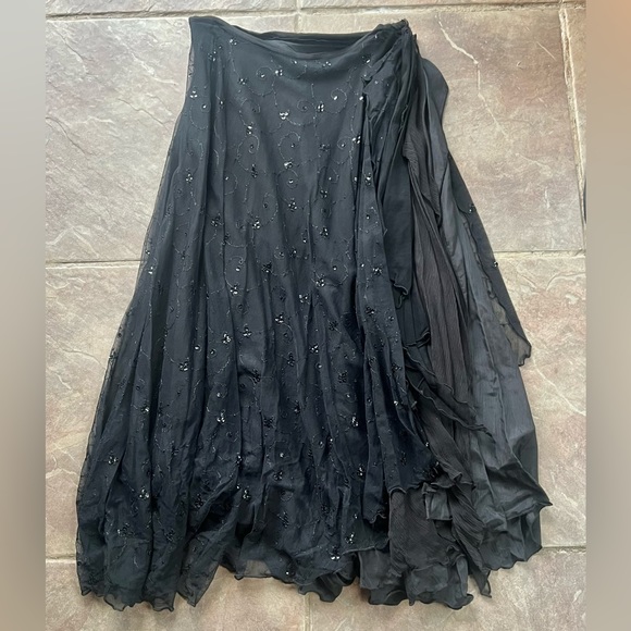 Unique formal black set made by a designer perfect for this season - Picture 2 of 11